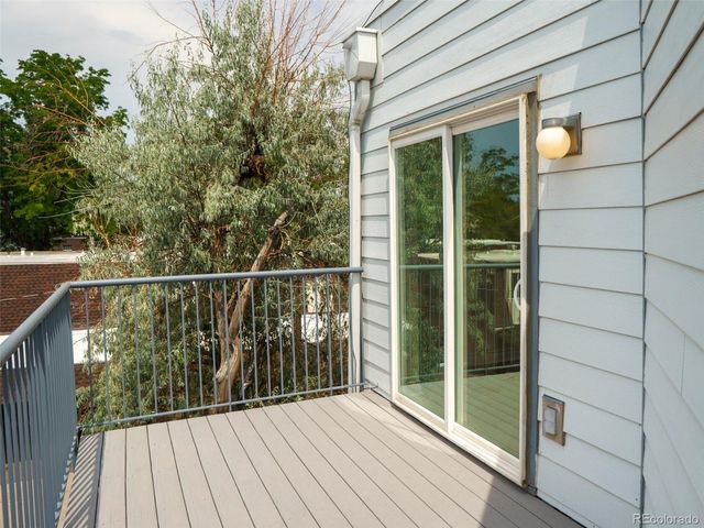 1226 S Monaco Street Parkway 307, Denver, CO 80224