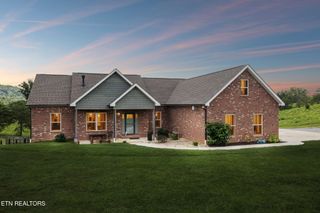 153 Martingale Way, Maryville, TN 37801