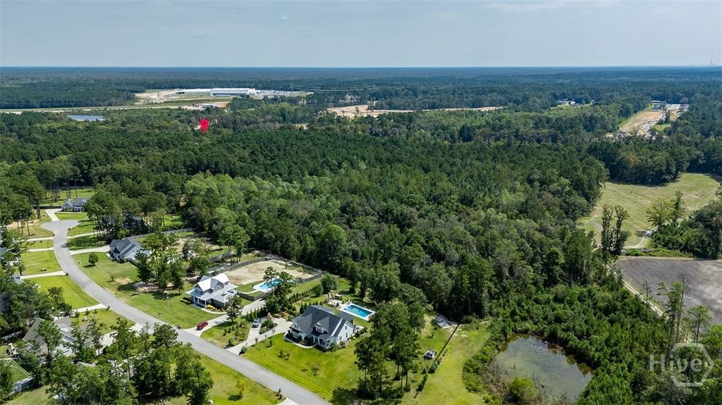 Image 11 of property listing at 650 Old Augusta Road S, Rincon, GA 31326