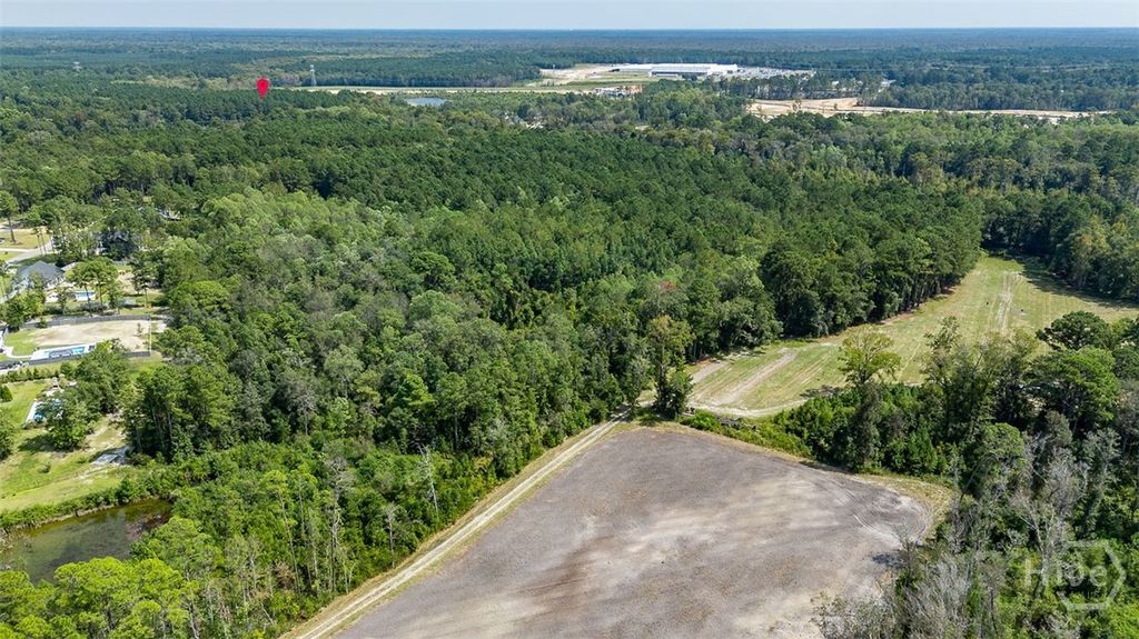 Image 12 of property listing at 650 Old Augusta Road S, Rincon, GA 31326