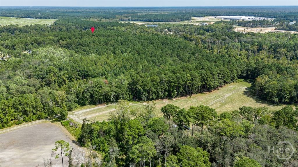 Image 13 of property listing at 650 Old Augusta Road S, Rincon, GA 31326