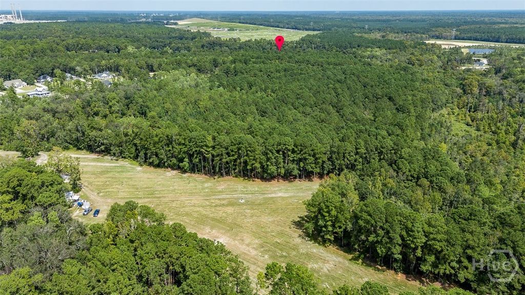 Image 14 of property listing at 650 Old Augusta Road S, Rincon, GA 31326