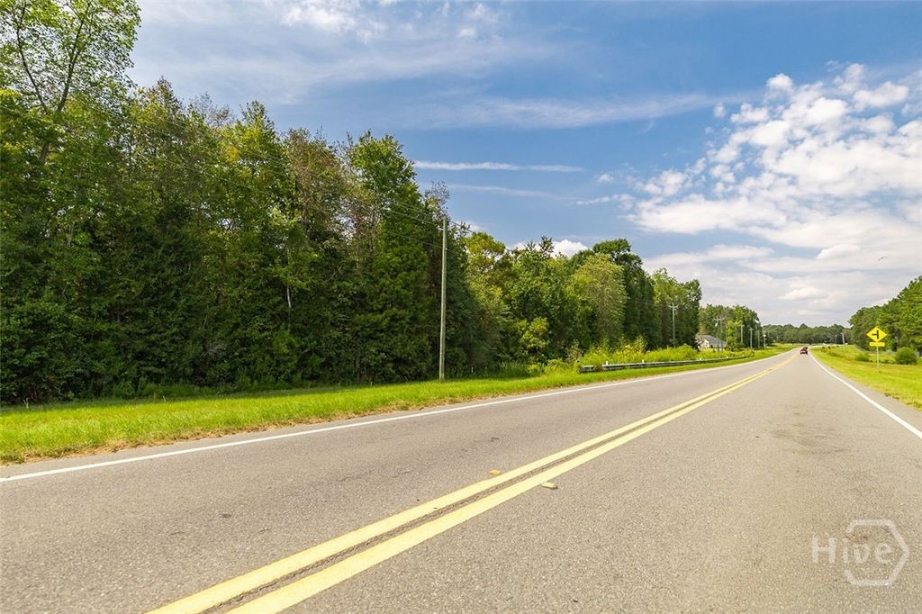 Image 3 of property listing at 650 Old Augusta Road S, Rincon, GA 31326