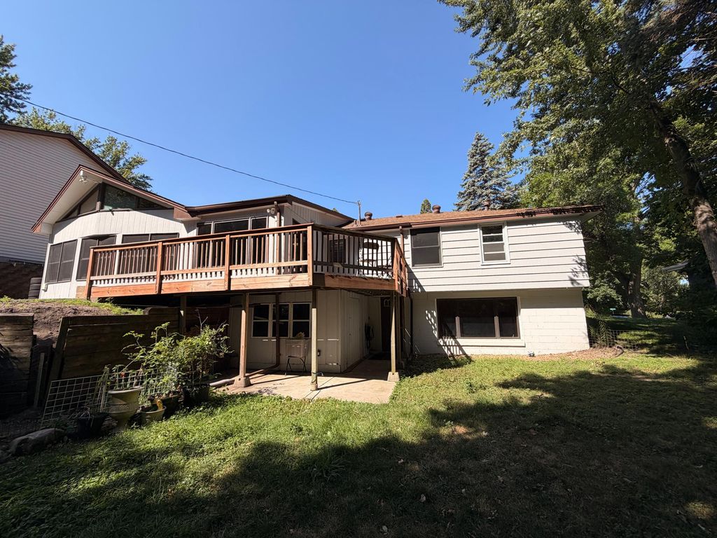 8625 Poplar Bridge Curve, Bloomington, MN 55437 — photo 4