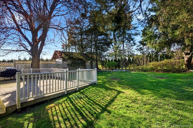 136 Roundhill Drive, Yonkers, NY 10710