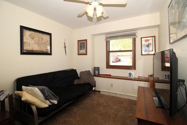 2111 Canary STREET, West Bend, WI 53090