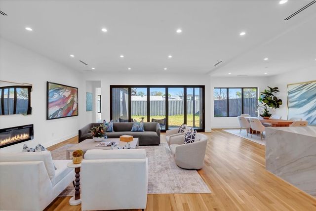 3753 Bolivar Drive, Dallas, TX 75220