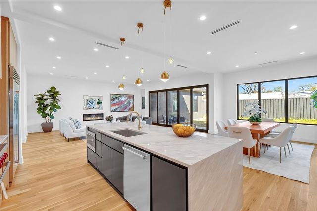 3753 Bolivar Drive, Dallas, TX 75220