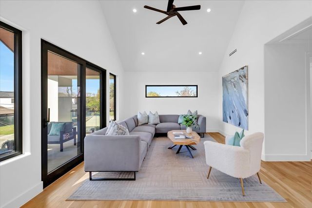 3753 Bolivar Drive, Dallas, TX 75220