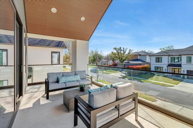 3753 Bolivar Drive, Dallas, TX 75220