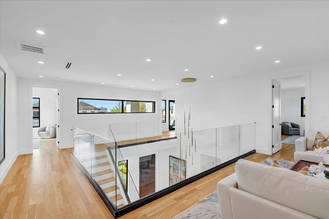 3753 Bolivar Drive, Dallas, TX 75220