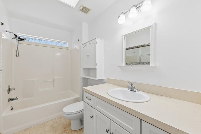 601 Scott St, Valley Center, KS 67147