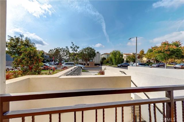 1482 S Sherbourne Drive 101, Los Angeles, CA 90035