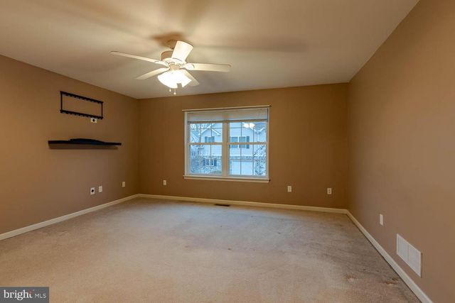 169 GALA DR, State College, PA 16801