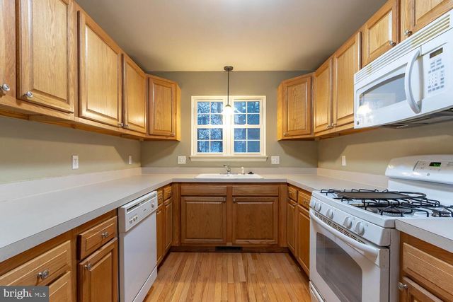 169 GALA DR, State College, PA 16801