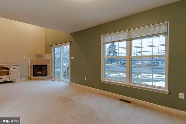 169 GALA DR, State College, PA 16801