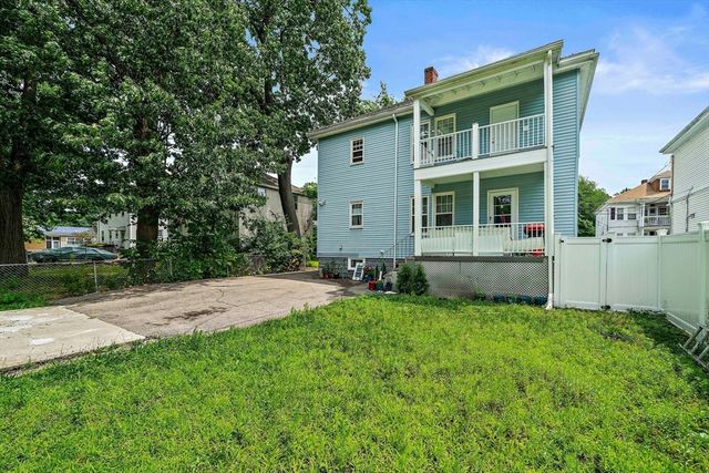 62 Favre 2, Boston, MA 02126