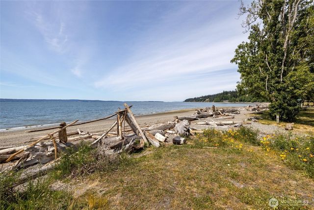 15515 88TH Drive NW, Stanwood, WA 98292
