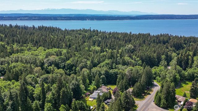 15515 88TH Drive NW, Stanwood, WA 98292