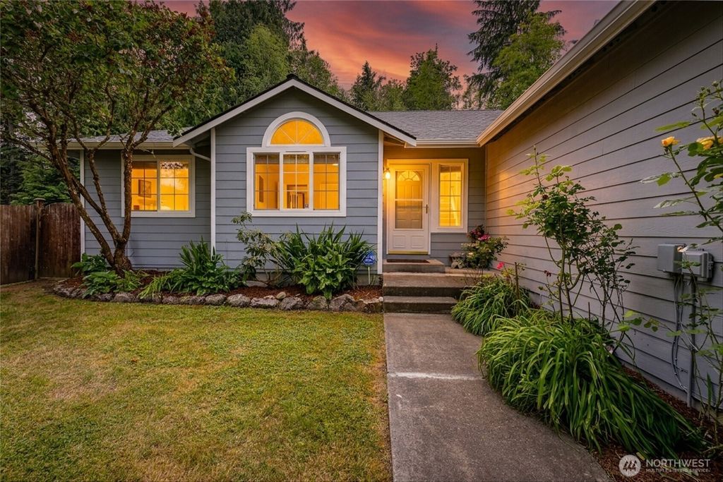 15515 88TH Drive NW, Stanwood, WA 98292