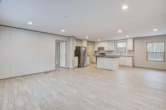 3450 Sniders Highway, Walterboro, SC 29488