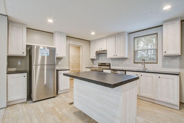 3450 Sniders Highway, Walterboro, SC 29488