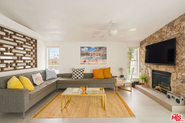 22 Gladys Circle, Palm Springs, CA 92262