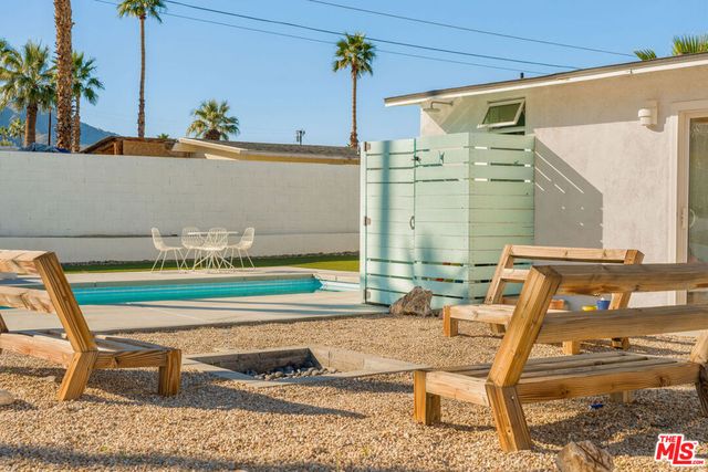 22 Gladys Circle, Palm Springs, CA 92262