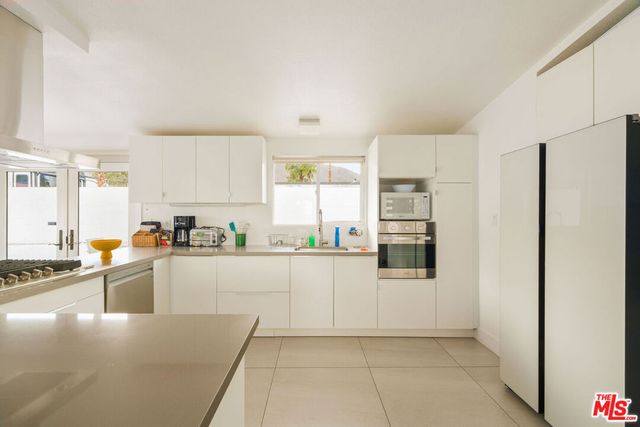 22 Gladys Circle, Palm Springs, CA 92262