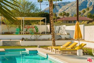 22 Gladys Circle, Palm Springs, CA 92262