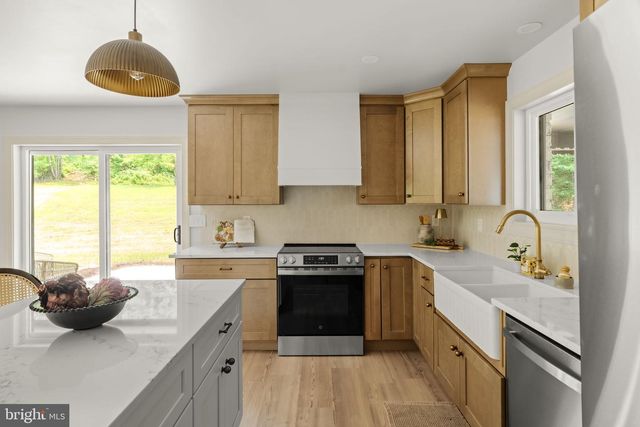 1265-L SWAMP BRIDGE RD, Denver, PA 17517