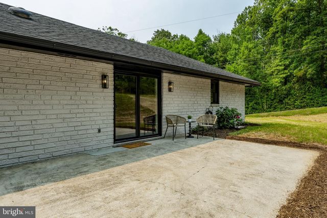1265-L SWAMP BRIDGE RD, Denver, PA 17517
