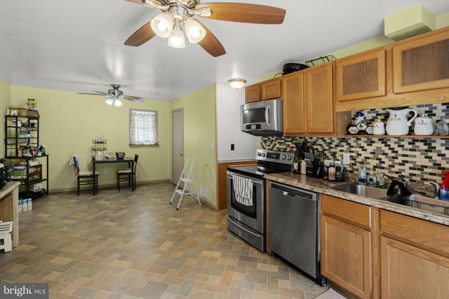 1265-L SWAMP BRIDGE RD, Denver, PA 17517