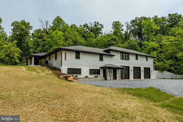 1265-L SWAMP BRIDGE RD, Denver, PA 17517