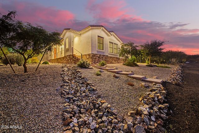 3233 W HORIZON Drive, Phoenix, AZ 85086