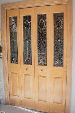 400 Wedgewood Drive, Greenville, SC 29609