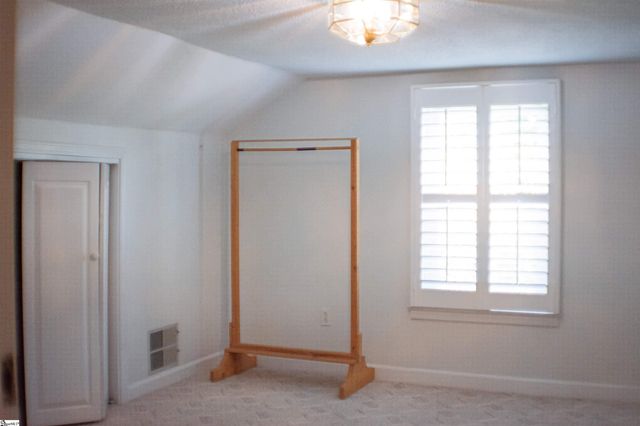 400 Wedgewood Drive, Greenville, SC 29609