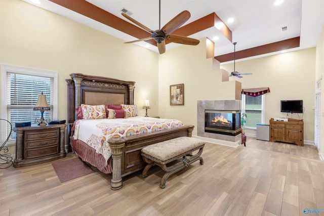 266 Forest Home Drive, Trinity, AL 35673