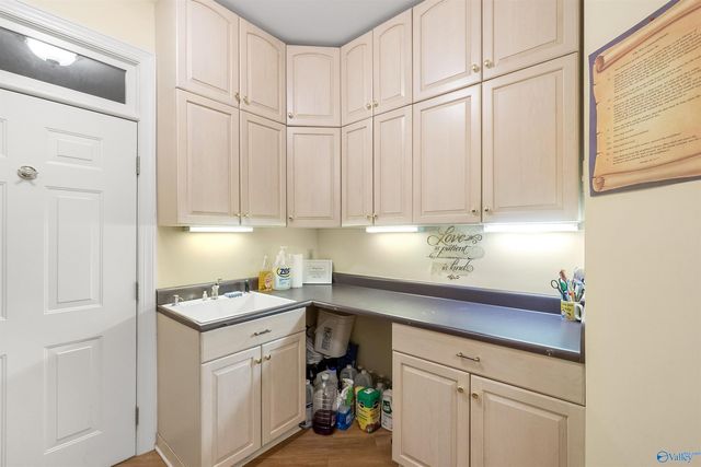 266 Forest Home Drive, Trinity, AL 35673
