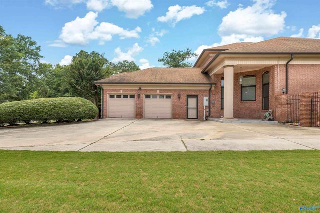 266 Forest Home Drive, Trinity, AL 35673