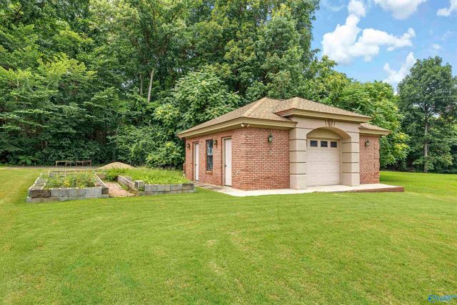 266 Forest Home Drive, Trinity, AL 35673