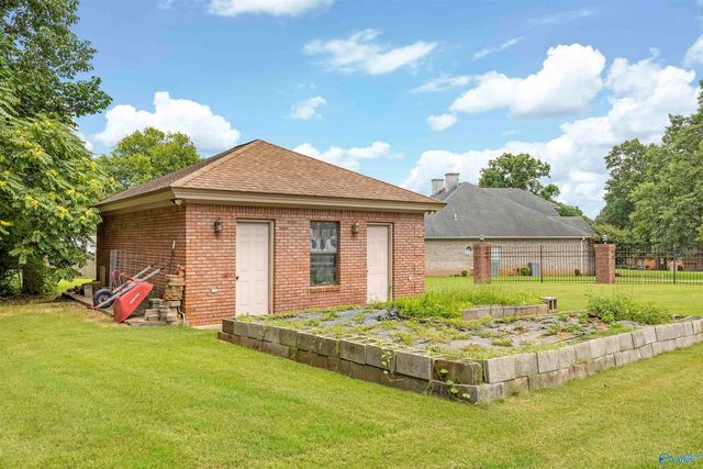 266 Forest Home Drive, Trinity, AL 35673