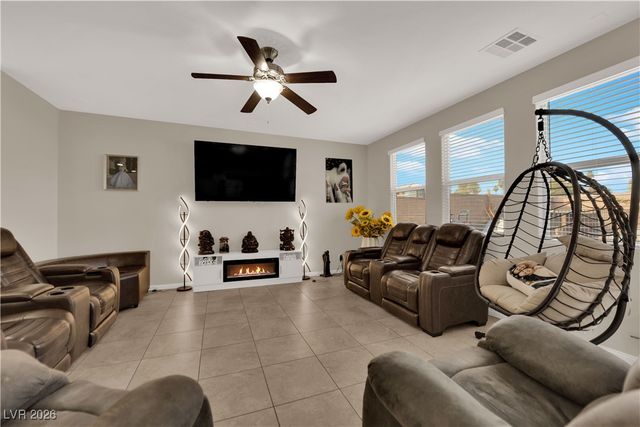 4675 High Anchor Street, Las Vegas, NV 89121