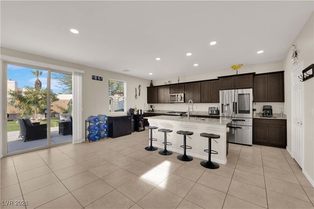 4675 High Anchor Street, Las Vegas, NV 89121