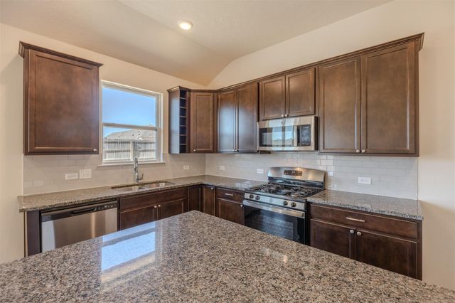 1012 Old Vine Road, Brenham, TX 77833