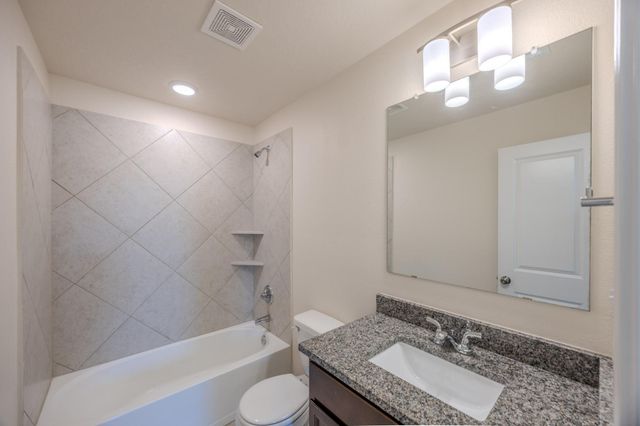 1012 Old Vine Road, Brenham, TX 77833