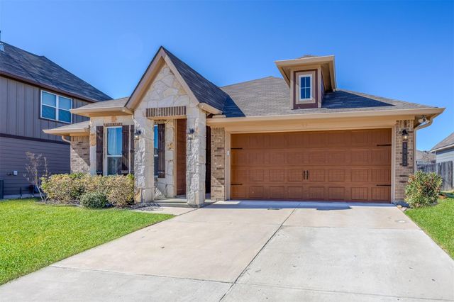 1012 Old Vine Road, Brenham, TX 77833