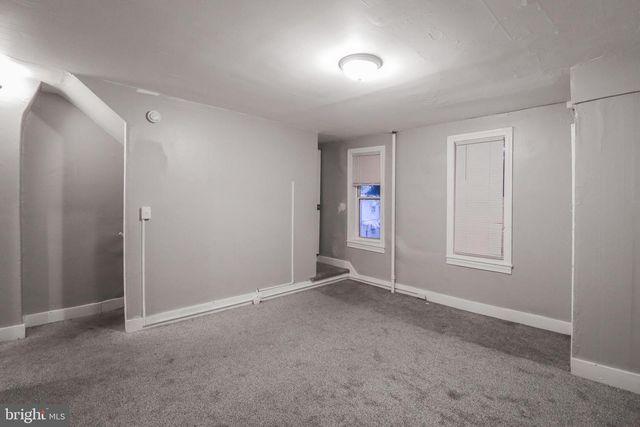 320 WALLACE ST, York, PA 17403