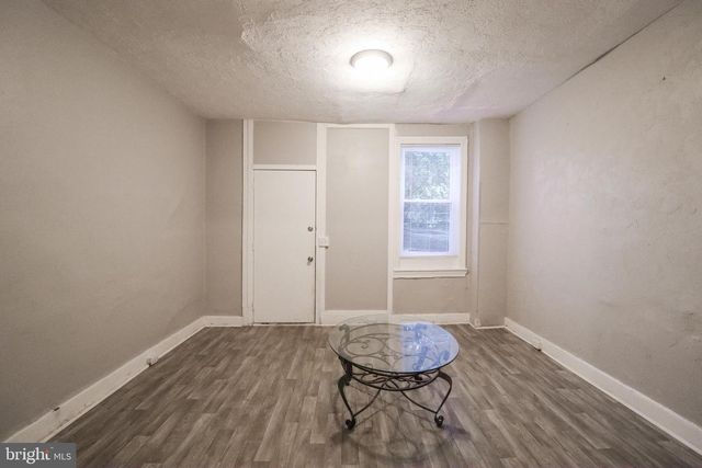 320 WALLACE ST, York, PA 17403