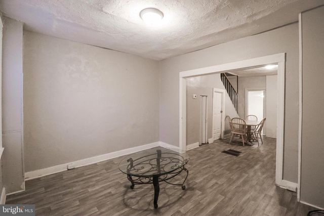 320 WALLACE ST, York, PA 17403